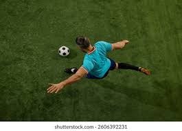 欧冠八强抽签：曼城VS拜仁，皇马VS巴黎